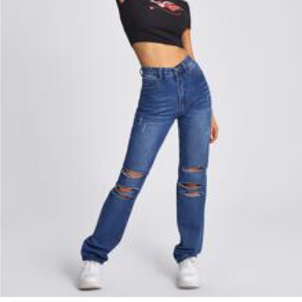 Straight Cut Ripped Jeans